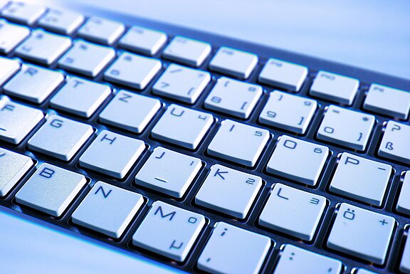 geralt-keyboard-70506.jpg  