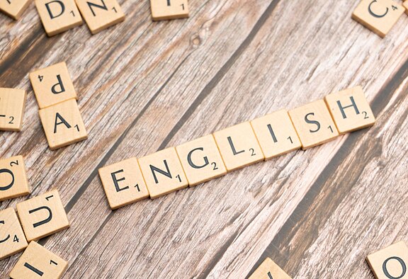 viarami-english-8499265.jpg  