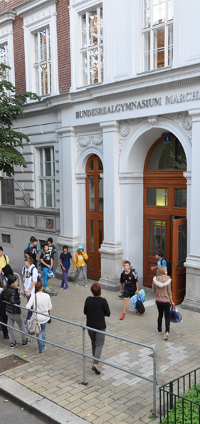Schule-Service.jpg  